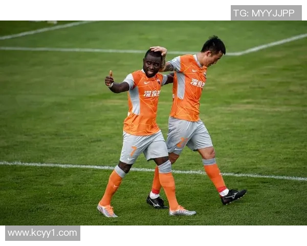 成都足球队荣登足球战术排行榜第四名展现强大实力与潜力 成都足球队荣登足球战术排行榜第四名展现强大实力与潜力