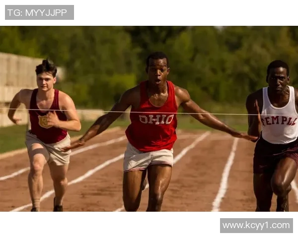 黑人足球明星小钢炮的传奇人生与赛场风采揭秘 黑人足球明星小钢炮的传奇人生与赛场风采揭秘